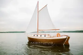 Аренда прогулочной парусно-моторной яхты